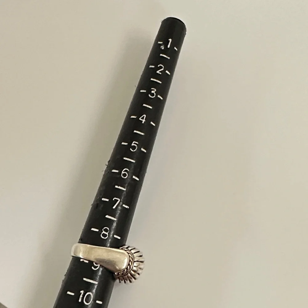 925 silver 14k yellow gold Elegant Silver Ring - Picture 11 of 13